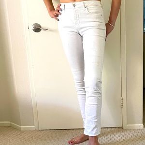Uniqlo white jeans high waist